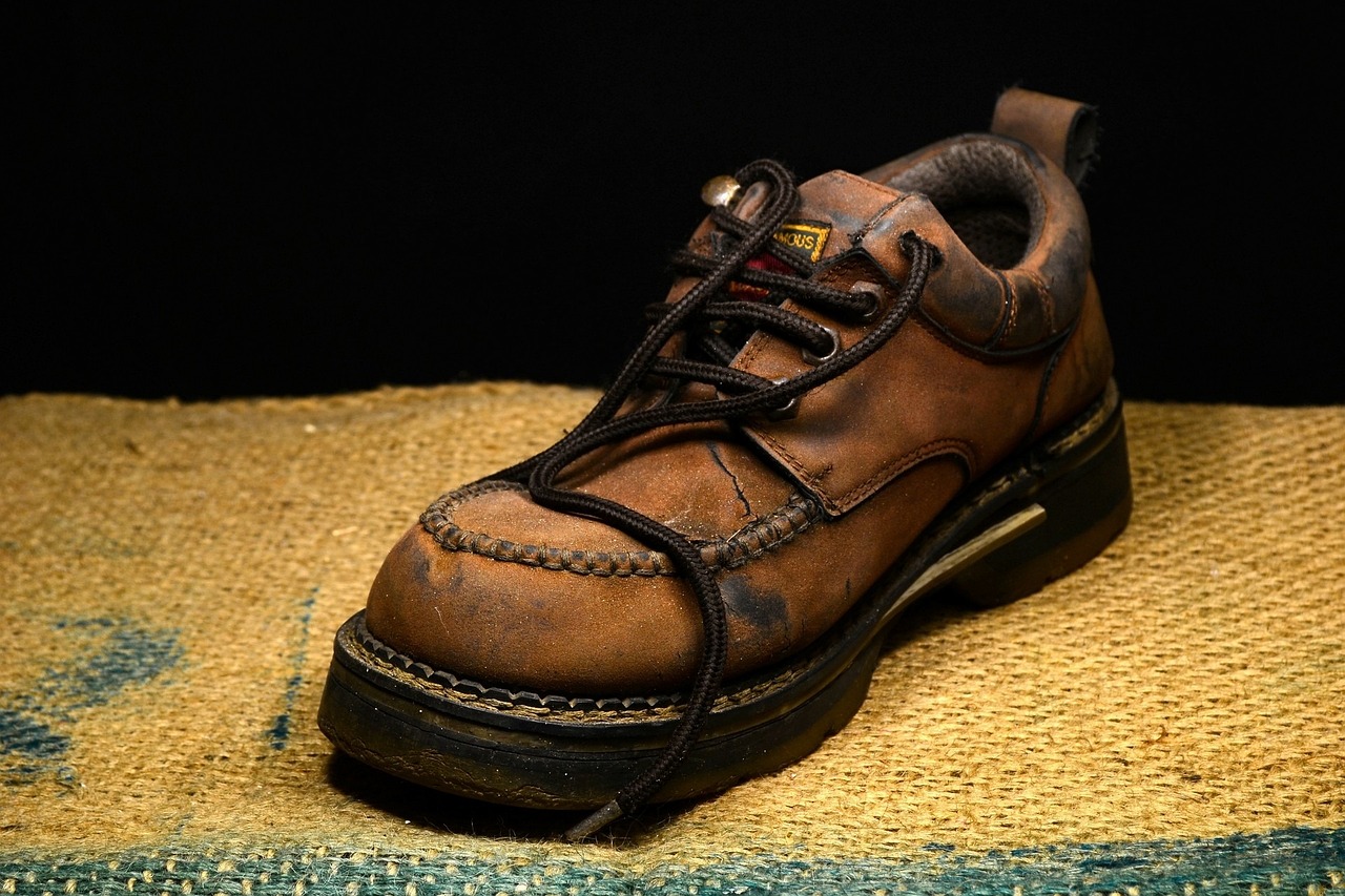 Dr. Martens Retro Boots