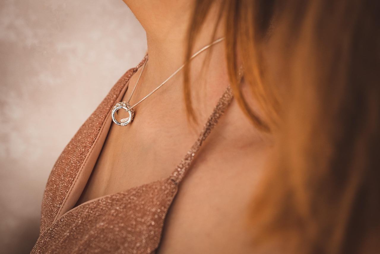 Michael Kors Minimalist Chain - Timeless Series