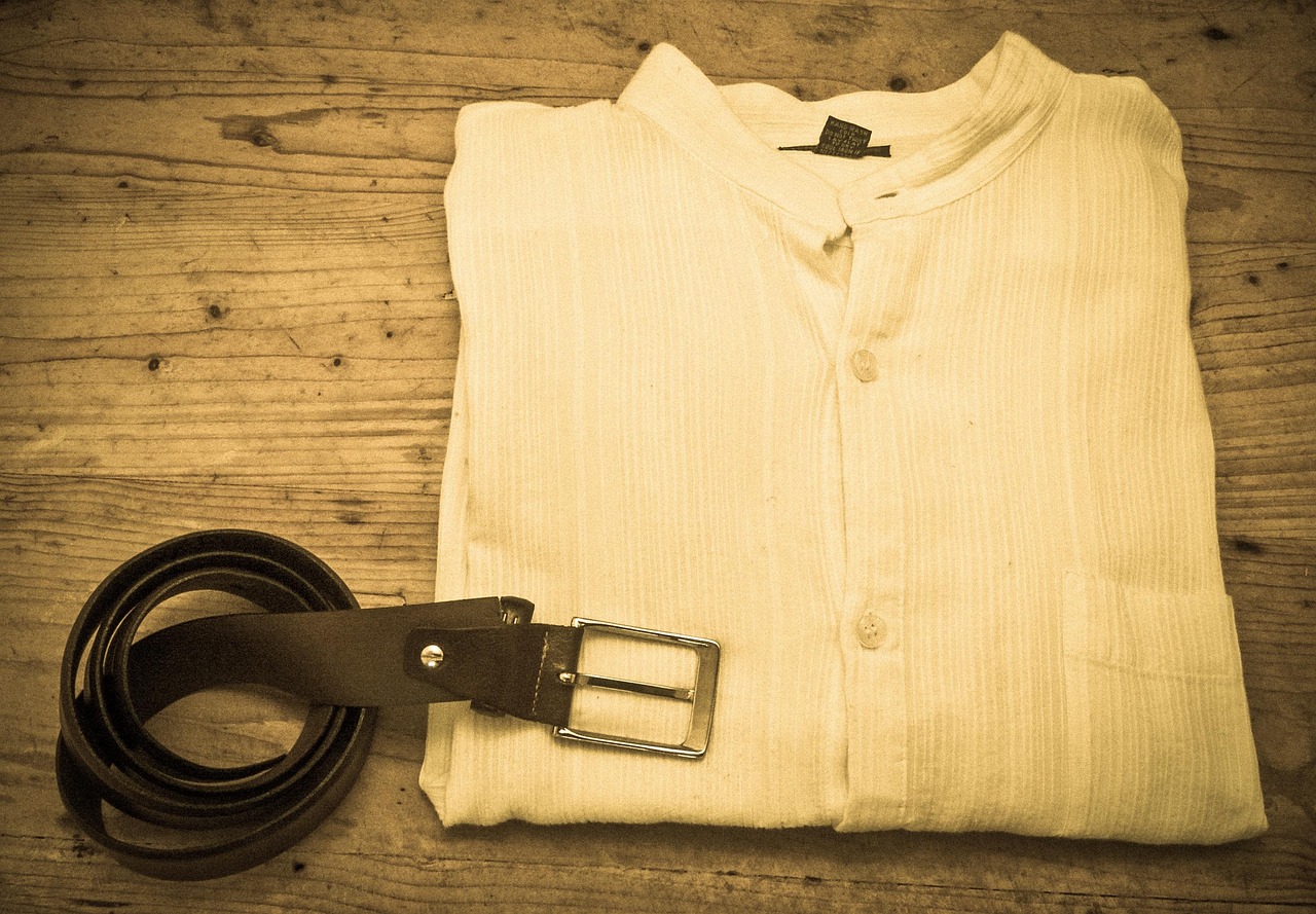 Uniqlo Slim Fit Linen Shirt - Weekend Series