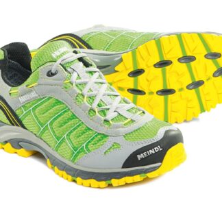 Nike Mid-Top Running Shoes - Signature