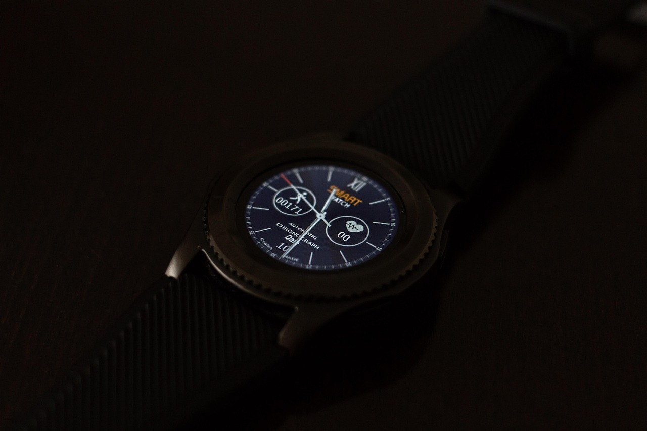 Michael Kors Pearl Smartwatch - Timeless Series