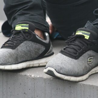 Nike Cloud Sneakers - Essentials