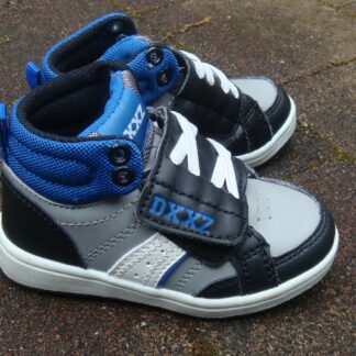 Steve Madden Retro Sneakers - Essentials
