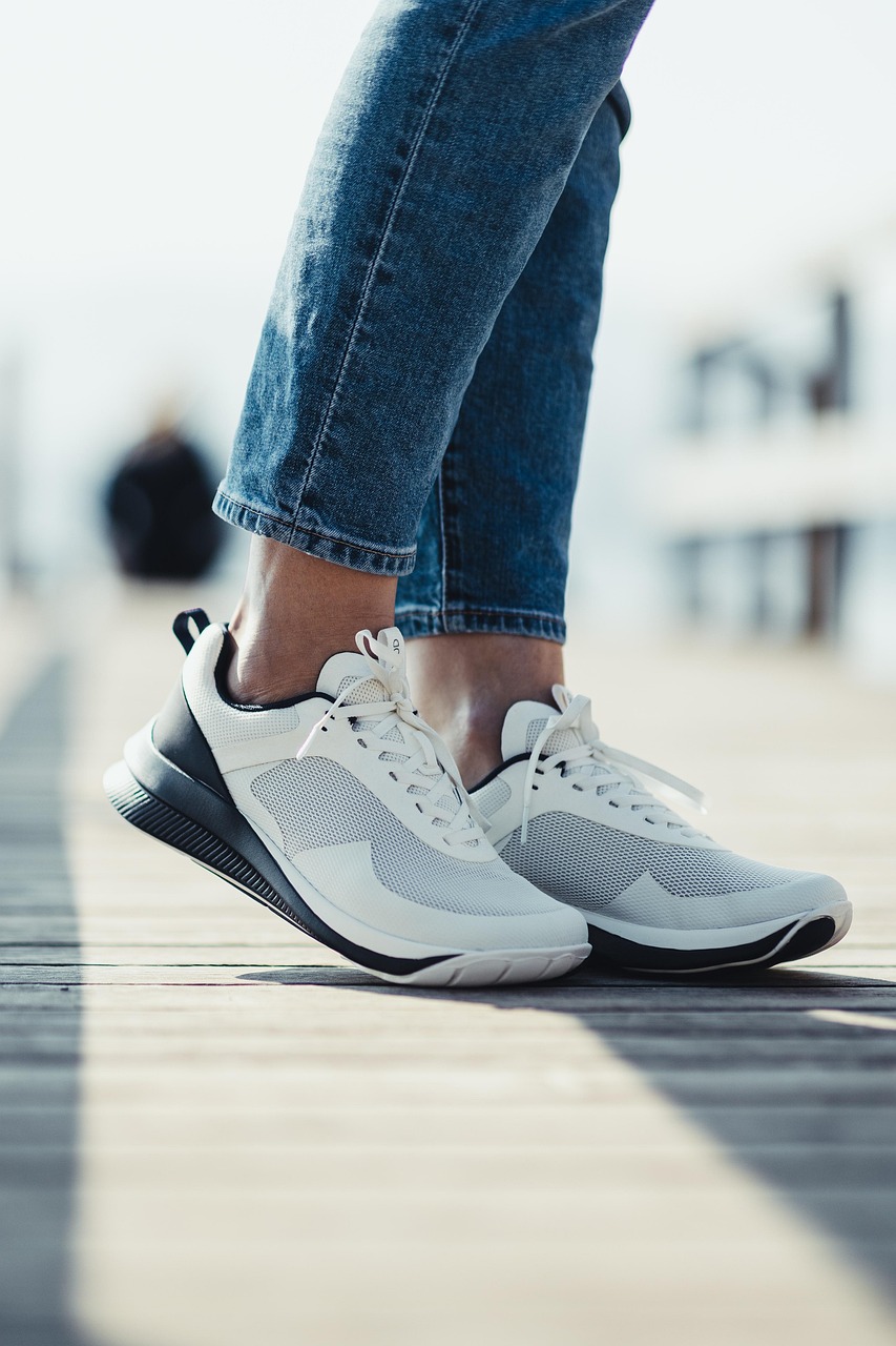 Adidas Pro Sneakers - Court Edition