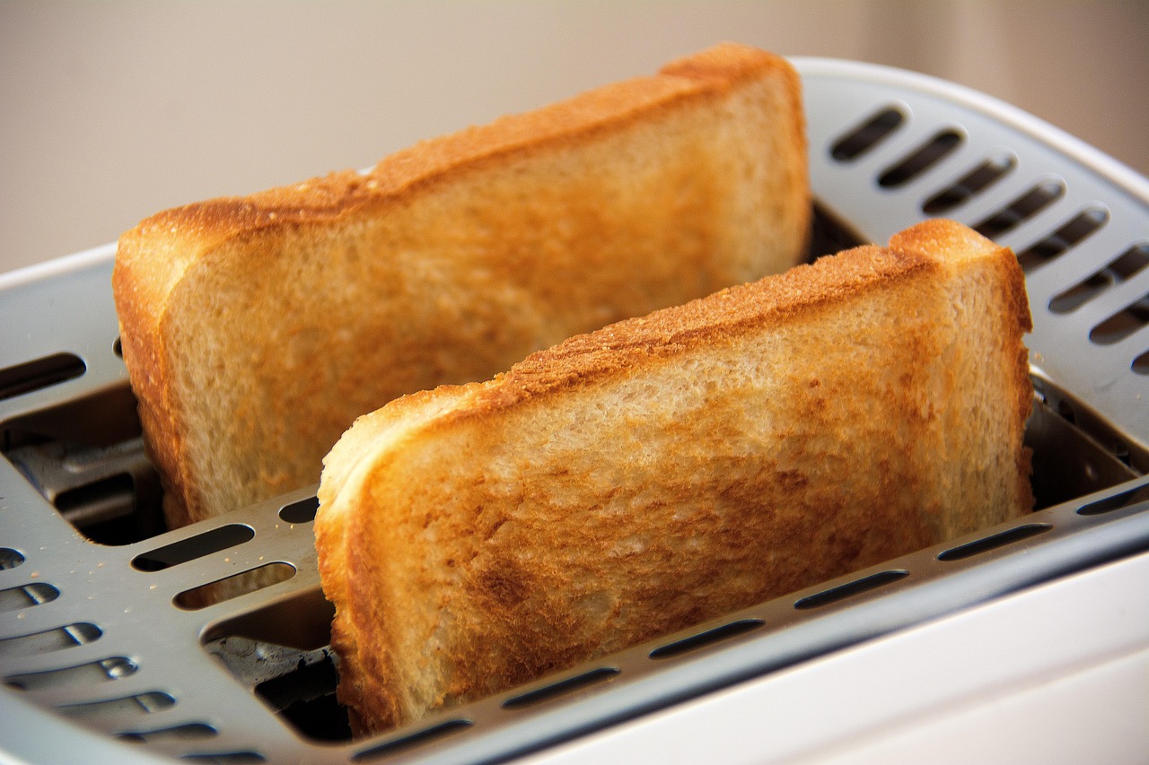 De'Longhi Compact Toaster